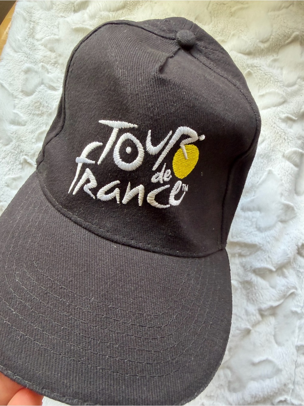 🚴🇫🇷 **TOUR DE FRANCE – OFFICIAL CAP!** 🇫🇷🚴